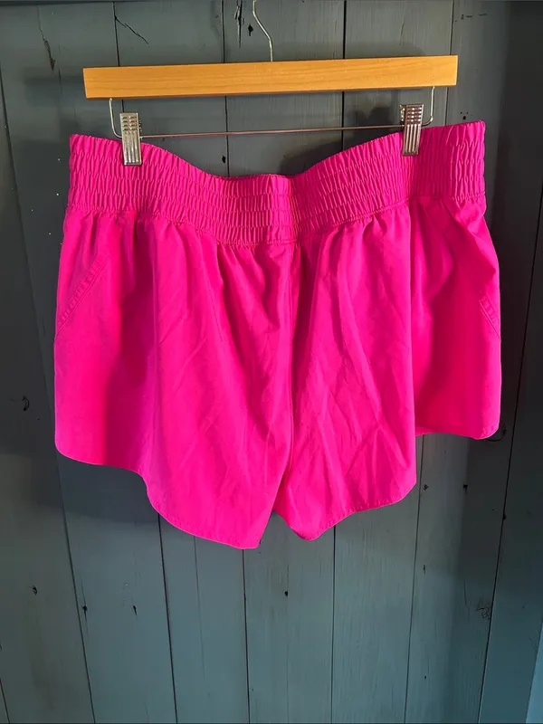 GapFit Women's Size XL Hot Pink Active Running Shorts w/Built In Underwear - Image 2