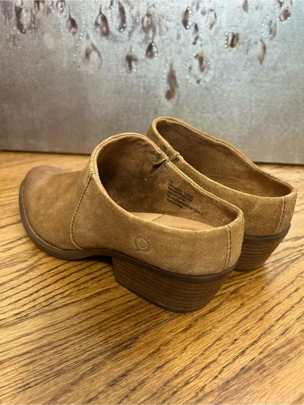 BORN Starr Tan Distressed Leather Slip On Mules Clogs Size 10 - Image 8