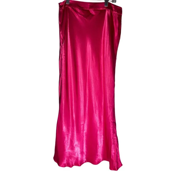 English Factory Hot Pink Satin Bias-Cut Midi Skirt - Size Small - Image 2