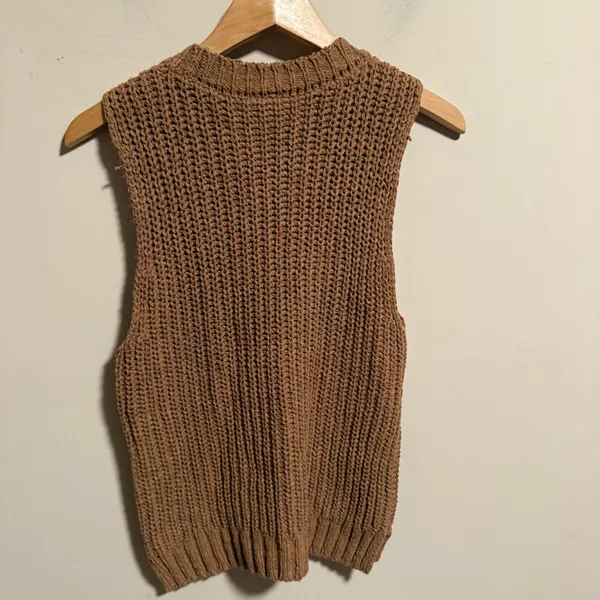 Abercrombie & Fitch Easy Shaker Sweater Tank Brown- Size Small - Image 4