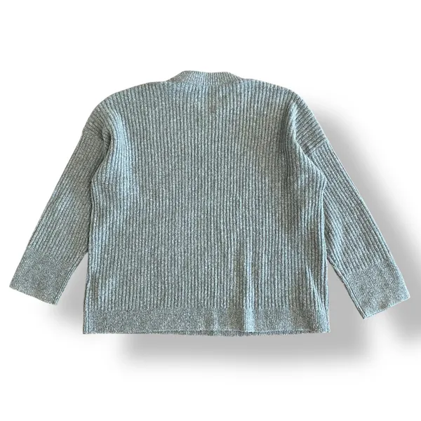 Abercrombie & Fitch Women’s Gray Ribbed Crew Sweater Size Medium‎ Wool Blend - Image 5