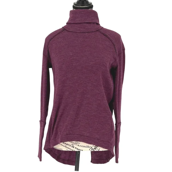We The Free Free People Split Back Turtleneck High Low Top‎ Purple XS - Image 2