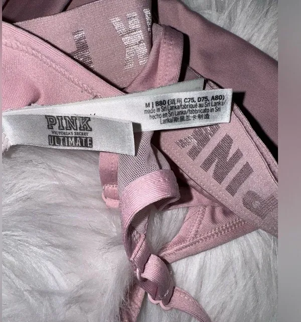 PINK Ultimate sports bra - Image 3