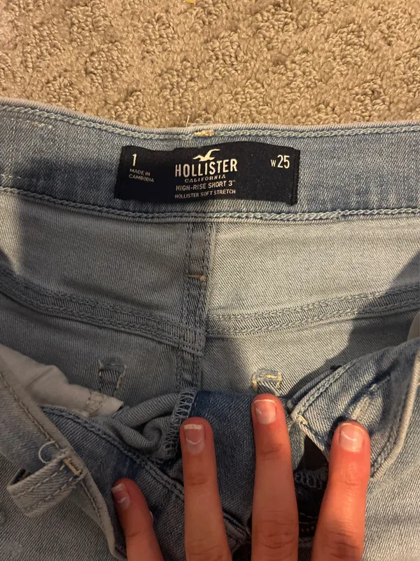 Hollister Jean Shorts - Image 2