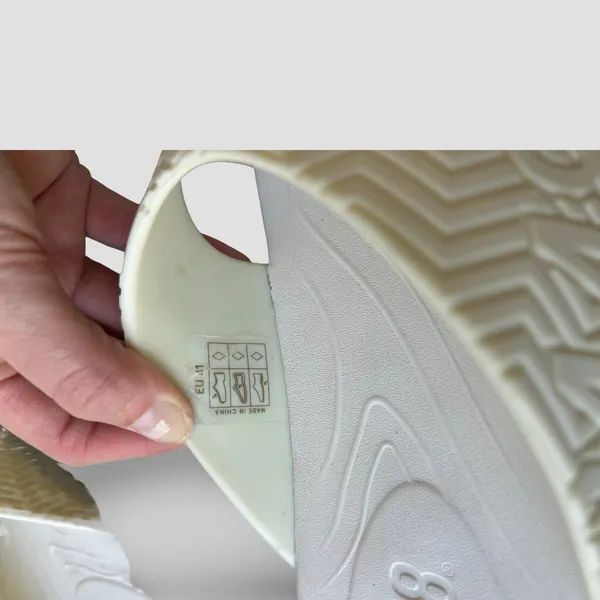 P448 Bondi Platform Flip Flops Cream Black Vibram Lug Sole EU 41 Grunge Y2K insp - Image 7