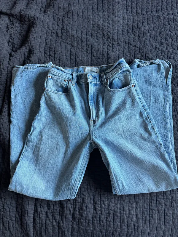 Abercrombie High-Rise Jeans 90s - Image 2