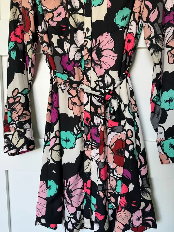 Express Portofino Shirt Dress - Image 4