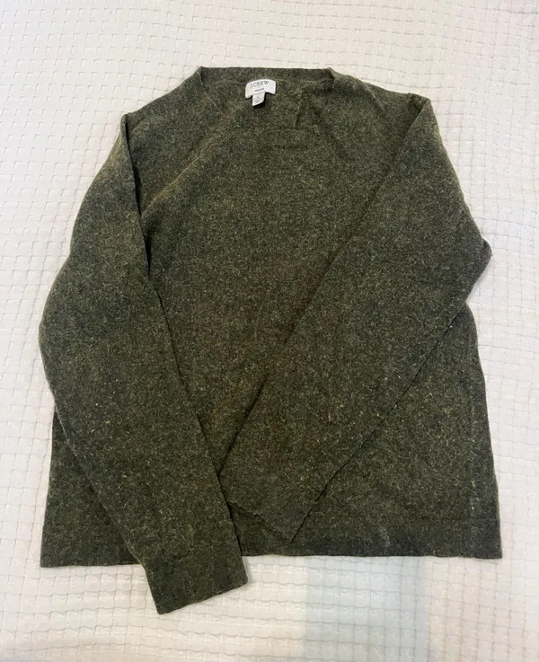 Green Sweater - Image 2