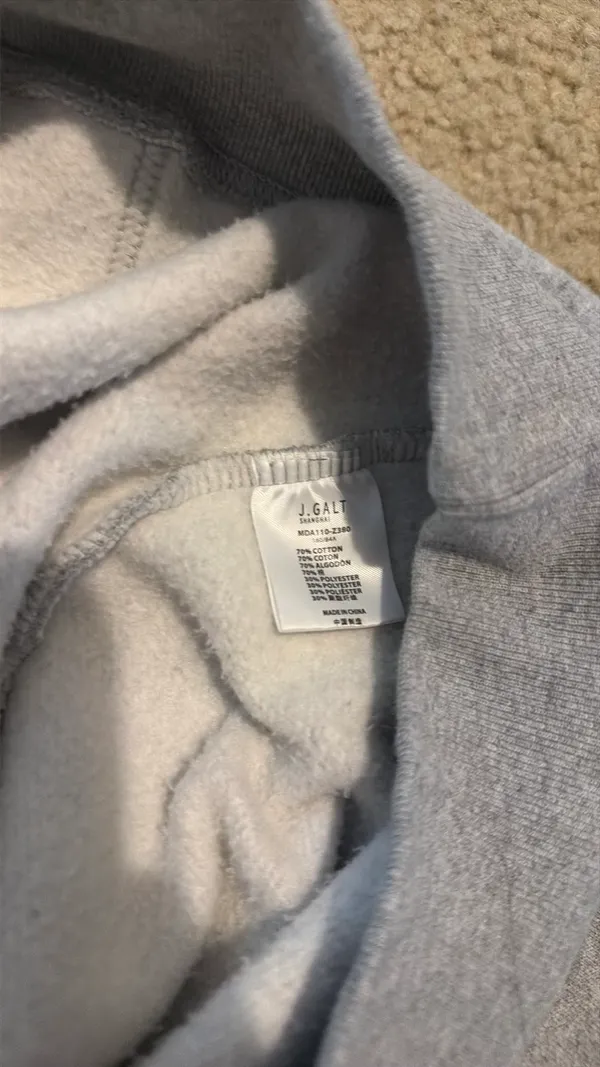 Brandy Melville Hoodie  - Image 5