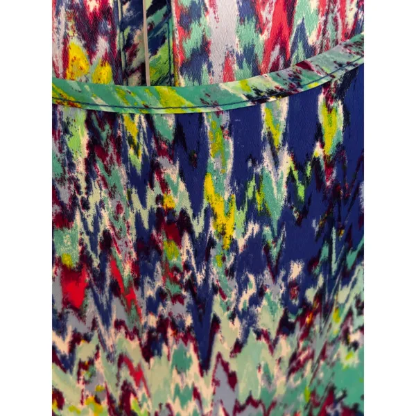 Everly EUC Women's Multicolor Aztec Chevron Ikat Sleeveless Blouse Size M - Image 2