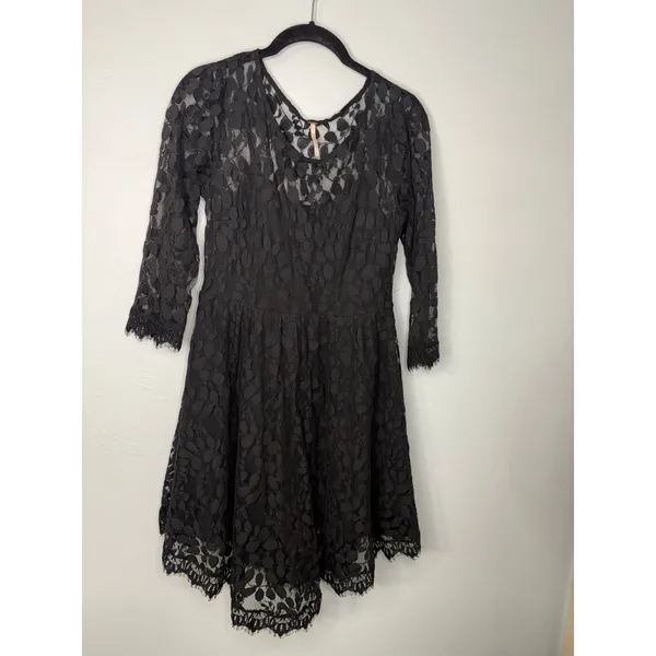 Free People Queens Love Floral Mesh Lace Dress SZ 6 Fit Flare Flowy Feminine LBD - Image 3