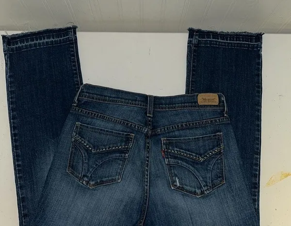 Levi’s 505 Straight Leg Jeans - Image 5