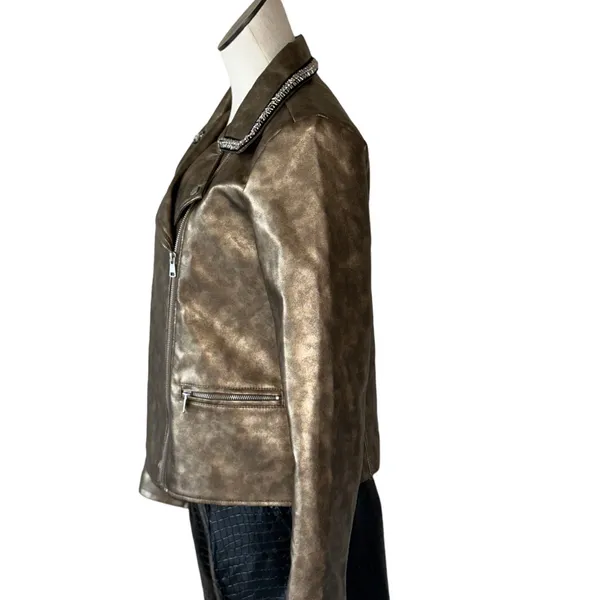 Baccini NWT Faux Leather Gold Metallic Studded Collar Line - Image 4