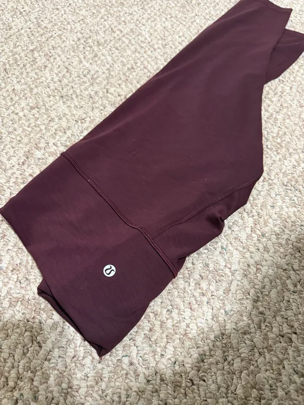 Lululemon Leggings Crop - Image 2