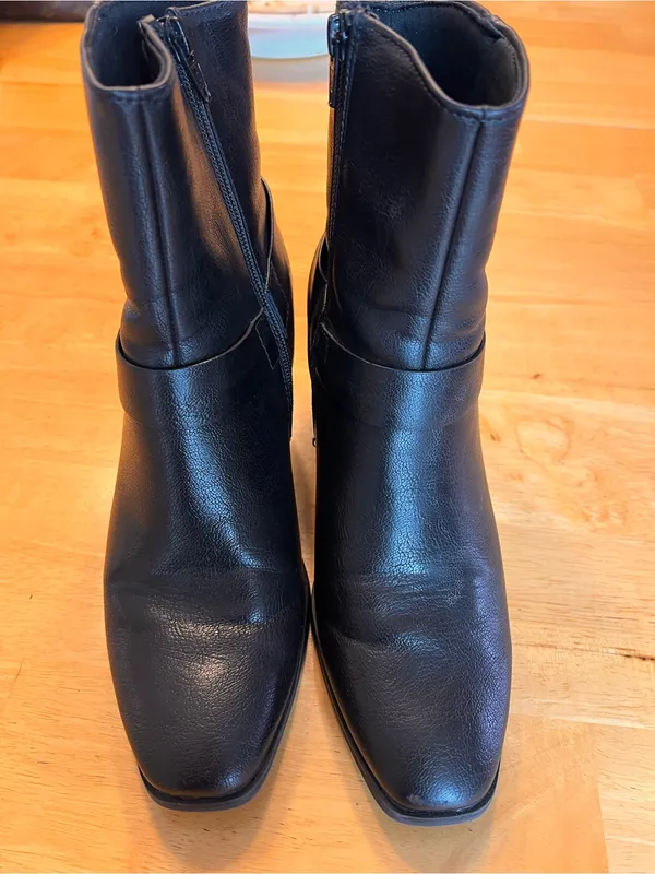 BareTraps Black Leather Mid-Heel Ankle Booties - Image 9
