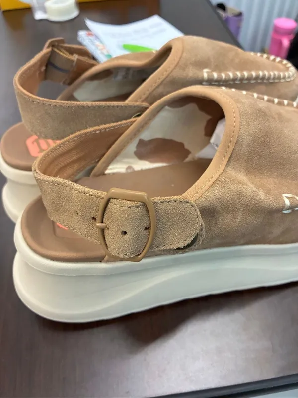 Hey Dudes Delray clogged suede shoes women’s size 8 ￼ - Image 7
