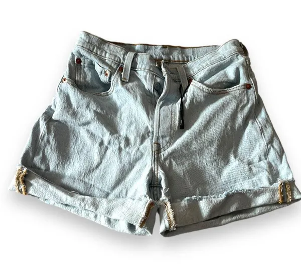 Levi’s 501 shorts size 26 nwt - Image 3
