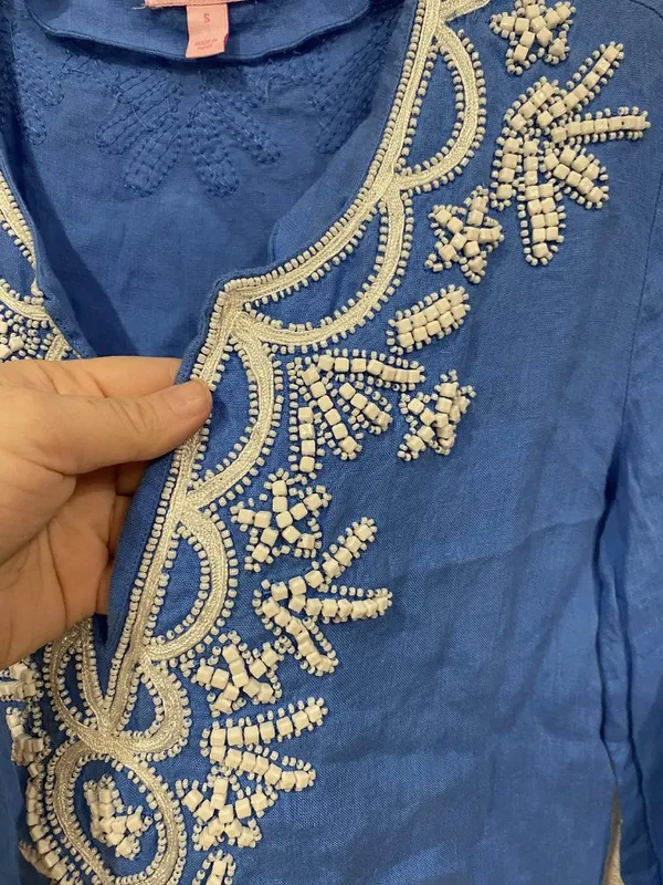 Lilly Pulitzer Amelia Island Shirt Womens Small Blue Embroidered Beaded Tunic - Image 3