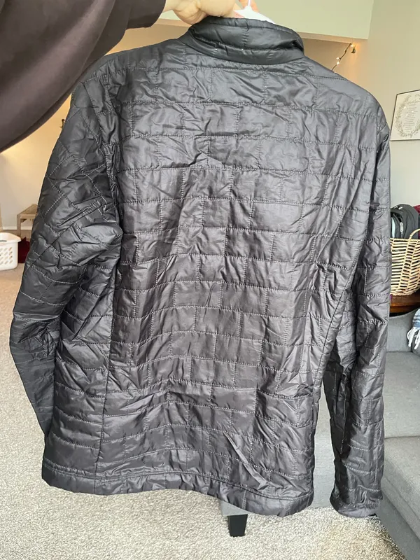 Lightweight Patagonia Puffer Jacket - Image 2