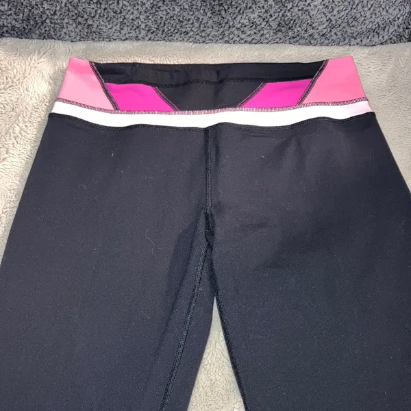lululemon Groove Pants Super-High-Rise Flared Pant, Size 8 - Image 2