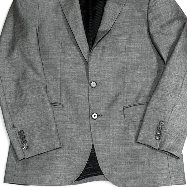 Mens Hugo Boss Gray Two Button Sport Coat Blazer Made In Slovenia - Image 2