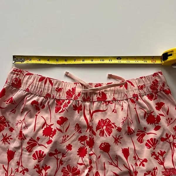 The North Face Class V Mini Floral Shorts -Size XL - Image 6