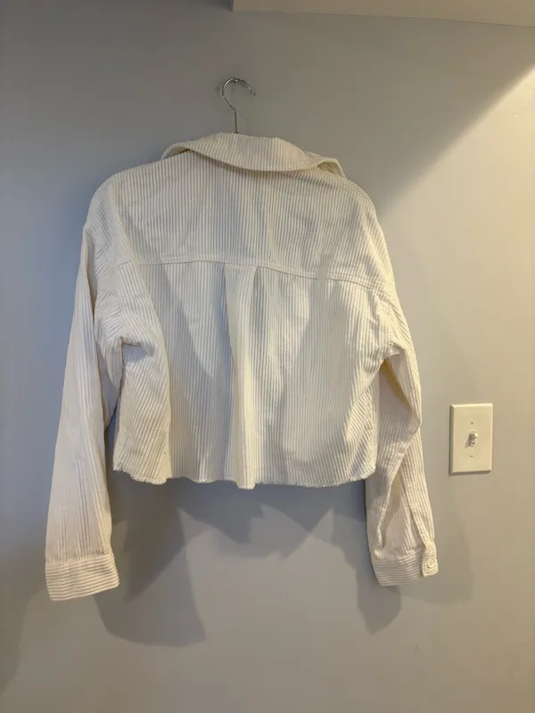 forever 21 cropped white jacket  - Image 2