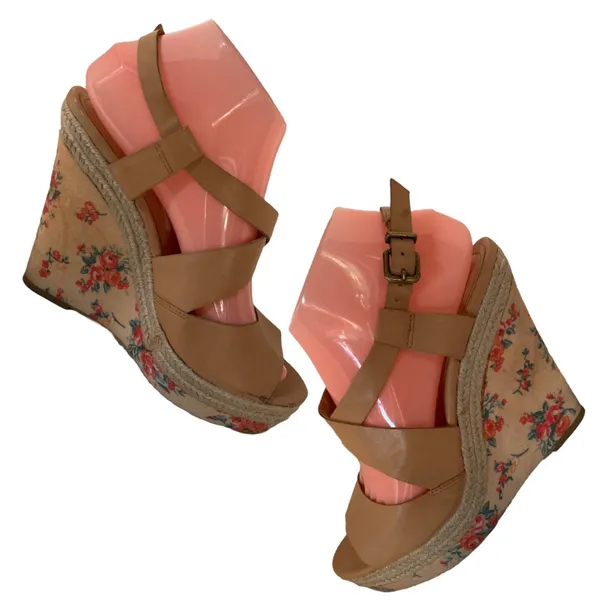 Jessica Simpson "Jp Mason" Brown Faux Leather & Floral Print Wedge Sandals (8) - Image 3