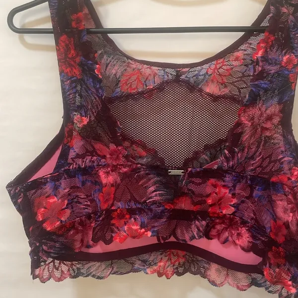 VS PINK Floral Orchid Wildflower High Neck Mesh Push Up Bralette $40 EUC M - Image 4