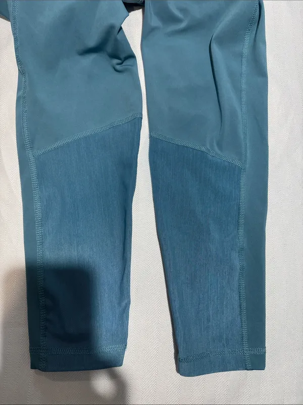 Nike woman Teal Blue Athletic Compression Leggings - Image 5