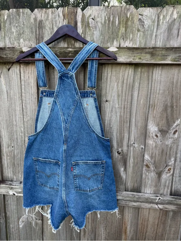 Levi’s Vintage Shortails - Image 12