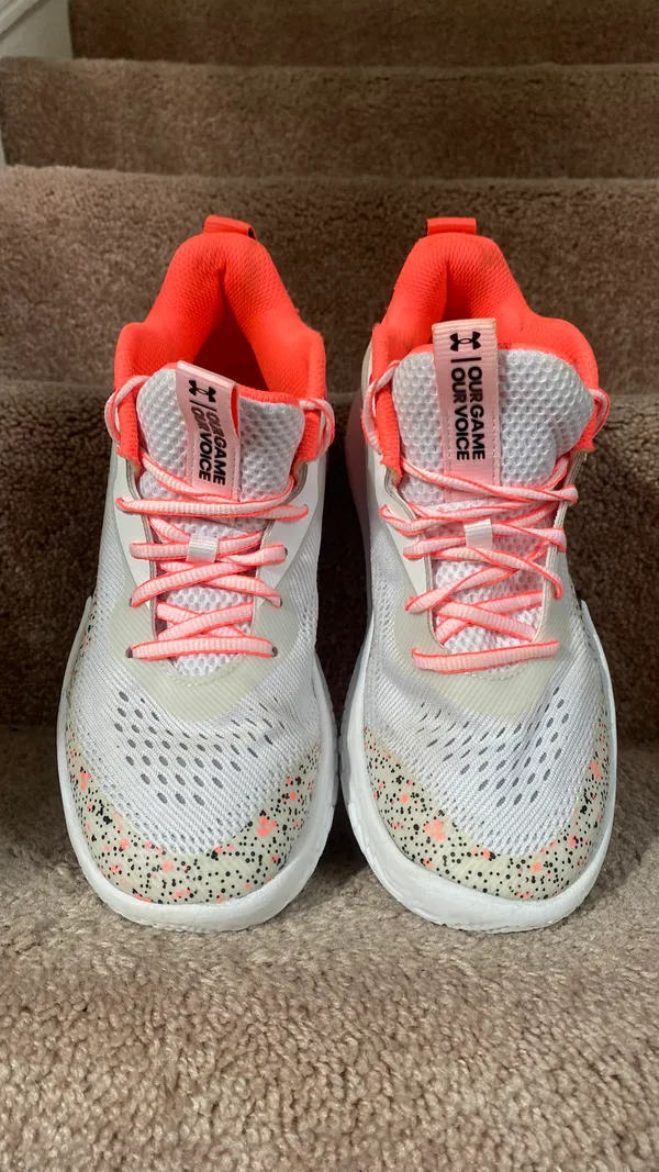 Under Armour Basketball Shoes - Image 4