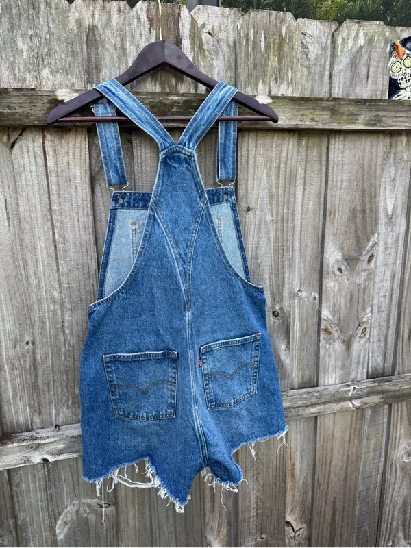 Levi’s Vintage Shortails - Image 15