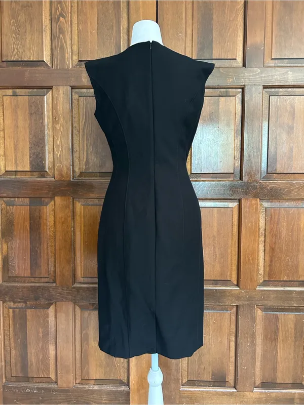 NWT White House‎ Black Market Comfort Stretch Black V-Neck Sheath Dress Size 4 - Image 4