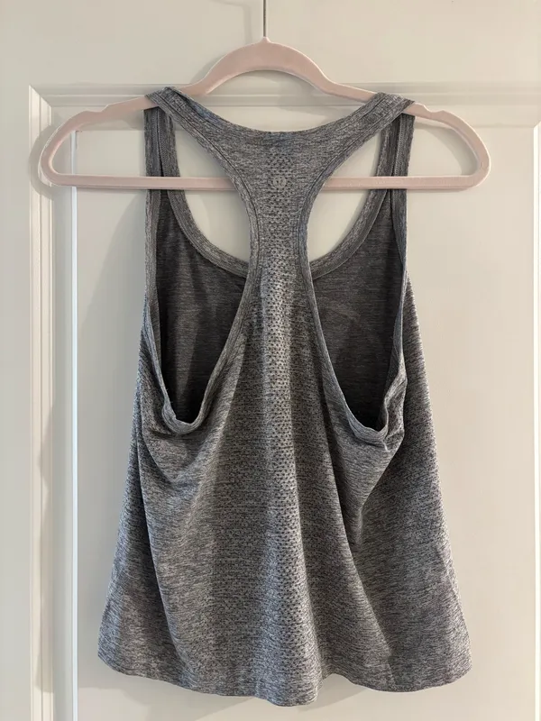Lululemon Swiftly Tech Racerback Tank Top 2.0 Waist Length - Image 3