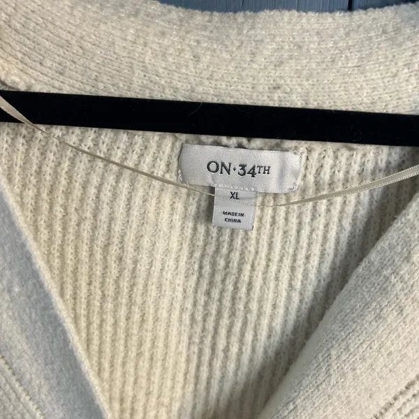 Chic Cream Cardigan Sweater | Size XL - Image 3