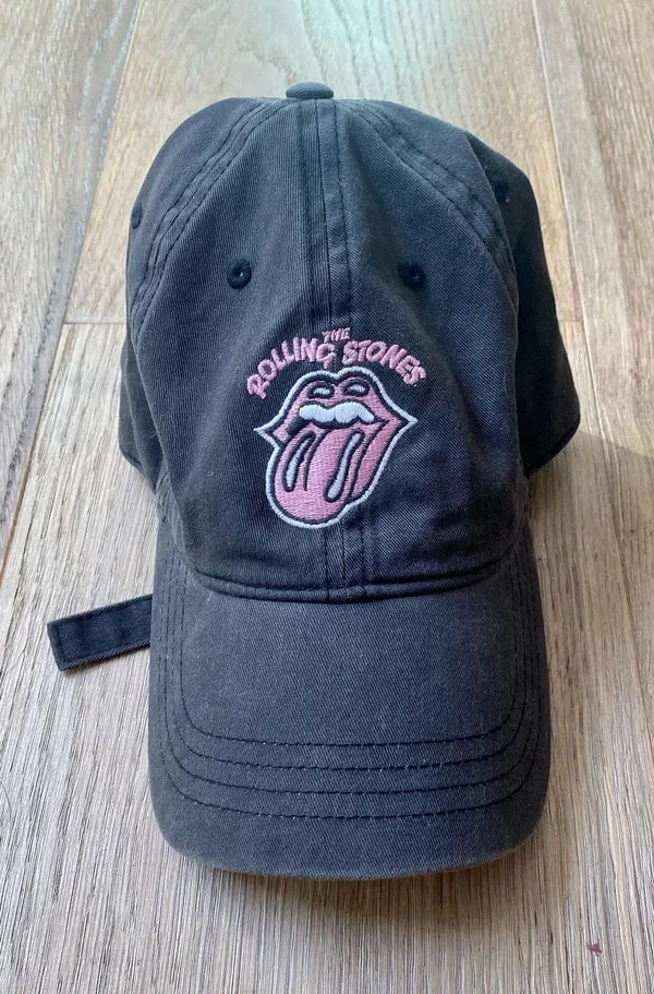 American Eagle Rolling Stones baseball hat 👄 - Image 3