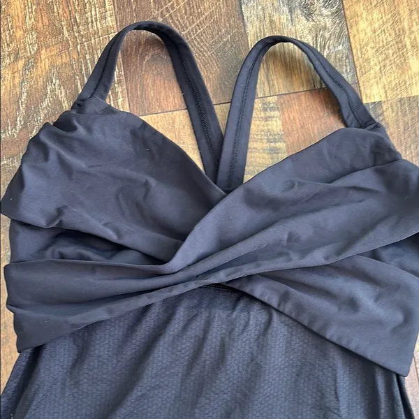 Lululemon Black Women's Top - Image 2