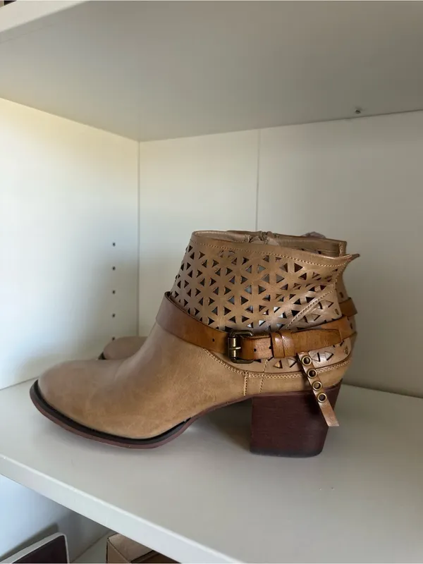 Western Girl Ankle Boots Brown Size 10 - Image 2