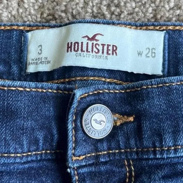 Hollister-co Women's Blue and Navy Shorts - Image 4