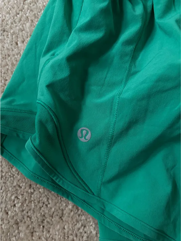 Lululemon Hotty Hot Low-Rise 4" Shorts - Image 5