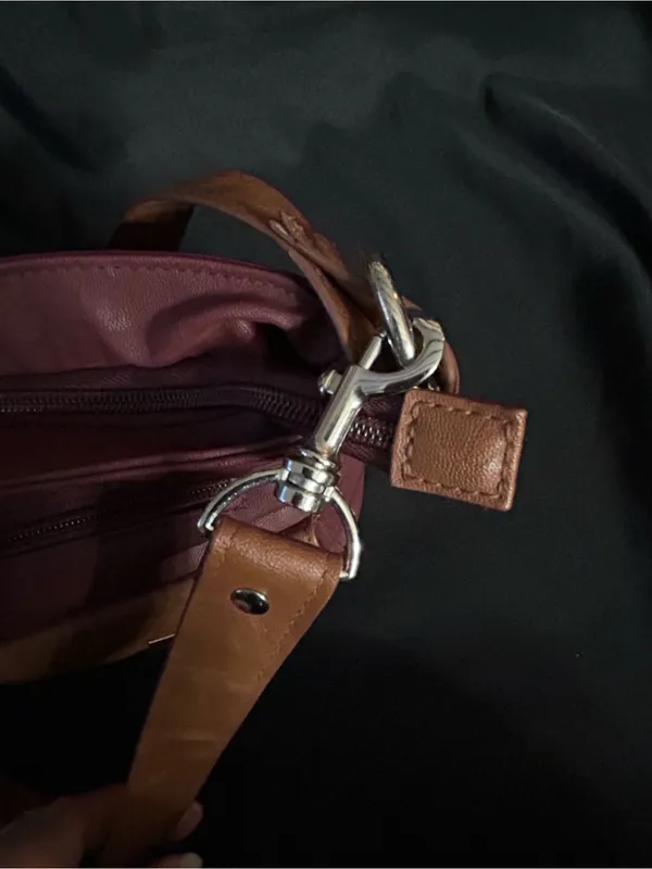 Rosetti Women’s Soft Leather Burgundy & Tan Multi-Pocket Hobo Satchel Bag Purse - Image 9