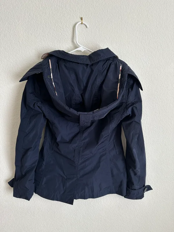 Coat . Retail $1100 - Image 2