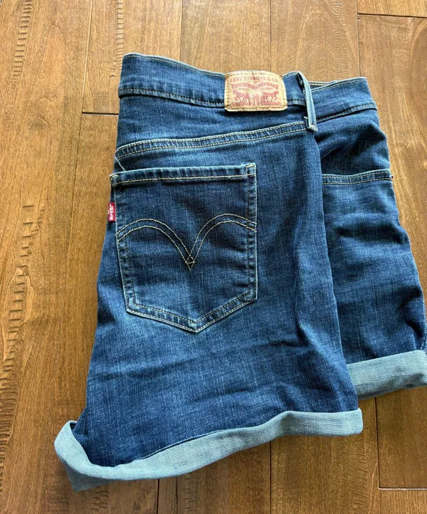 Levi’s Jean Shorts - Image 2