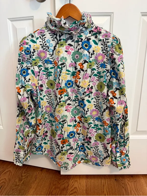 Ro's Garden Long Sleeve Button Front Blouse Top in "Botanic Multi" print Size M - Image 5
