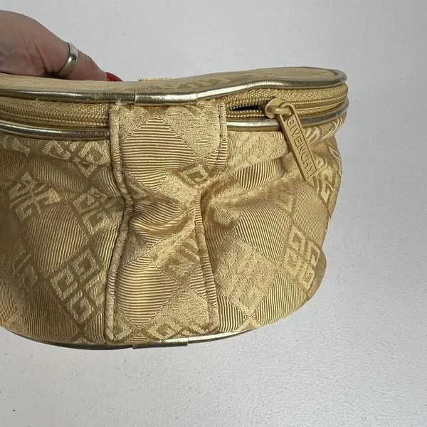 Organza by Givenchy Parfums Gold Train Case Zip‎ Around Bag Toiletry Barrel Bag - Image 5