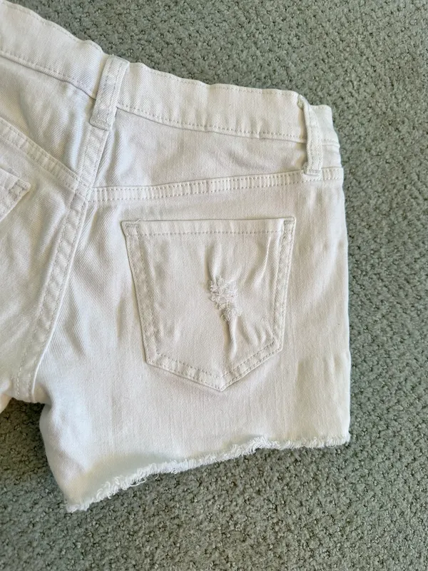 Mossimo White Denim Boyfriend Shorts - Image 5