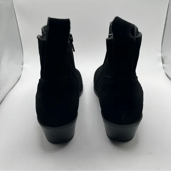 NWOB vionic water repellent suede ankle boots roseland black suede size 7 - Image 9