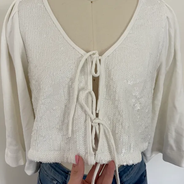 Anthropologie NWT  Sequin Tie Front Top - Image 9