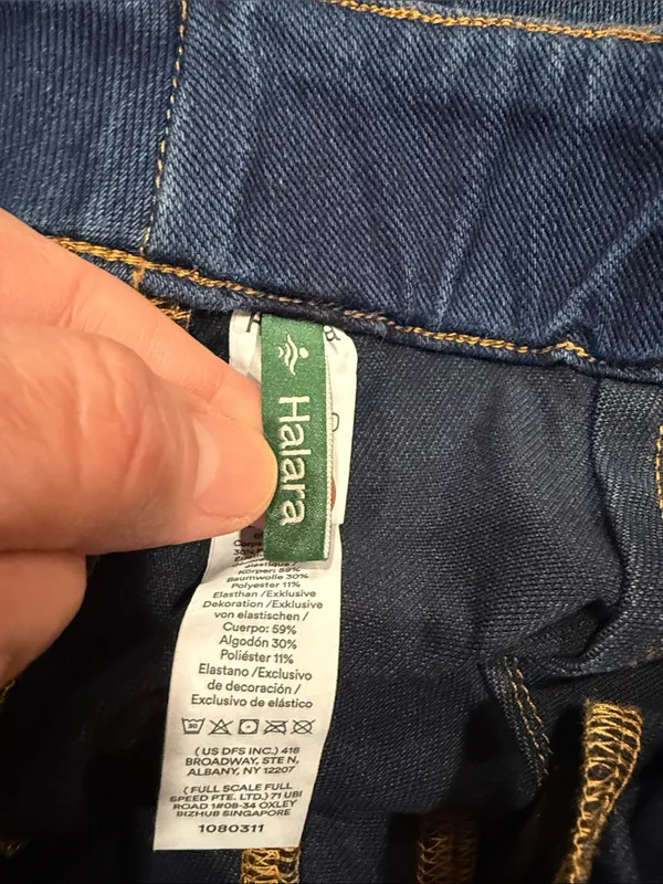 Halara flex mid rise skinny cropped jeans with pockets size medium. - Image 6